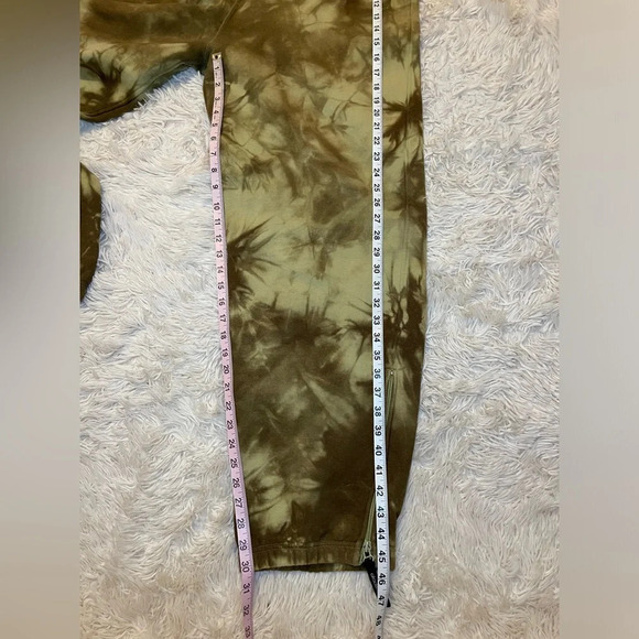 Amademiks tie dye joggers sweatpants drawstrings zip hem pockets khaki size XL - Picture 8 of 11